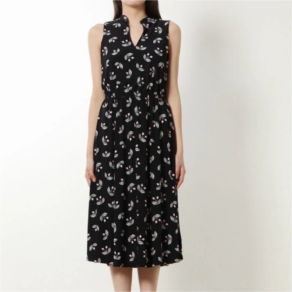 J224 Anne Klein Dress